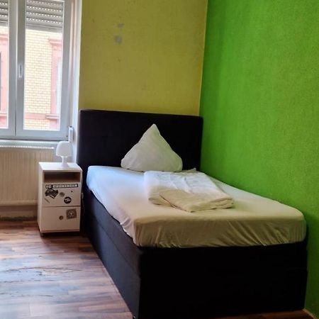 Wohnung In Kaiserslautern Extérieur photo