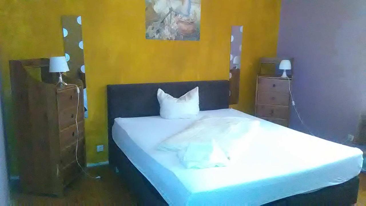 Wohnung In Kaiserslautern Extérieur photo