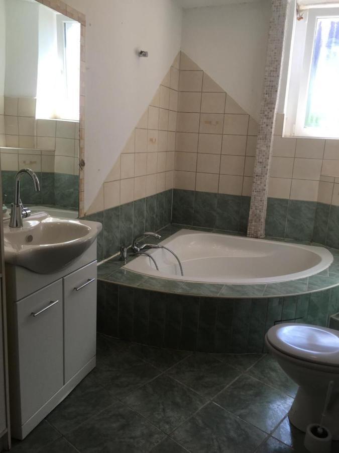 Wohnung In Kaiserslautern Extérieur photo