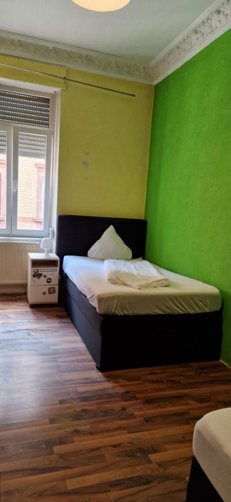 Wohnung In Kaiserslautern Extérieur photo